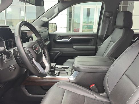 Used 2023 GMC Sierra 1500 SLT w/ SLT Premium Package AWD/4WD image 10