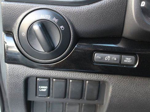 Used 2023 Nissan Titan SV RWD image 26