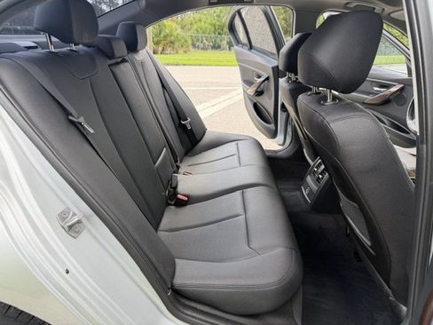 Used 2016 BMW 320i xDrive Sedan AWD/4WD image 14