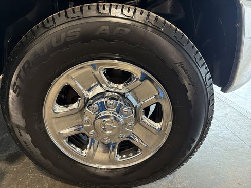 Used 2020 RAM 3500 Tradesman image 21