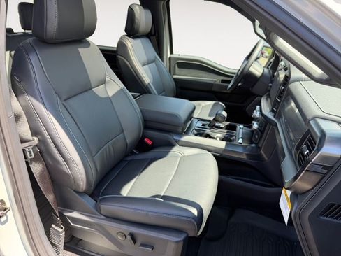 Used 2026 Ford F150 Lariat AWD/4WD image 24