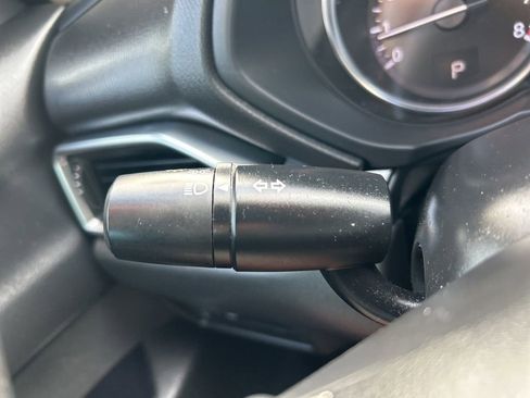 Used 2019 MAZDA CX-5 Sport image 27