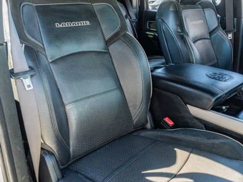 Used 2019 RAM 3500 Laramie image 45