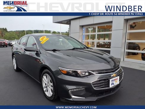 Used 2018 Chevrolet Malibu LT FWD image 1