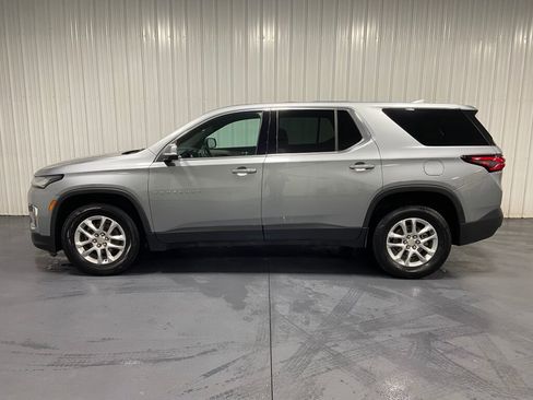 Used 2023 Chevrolet Traverse LS w/ Safety Package image 4