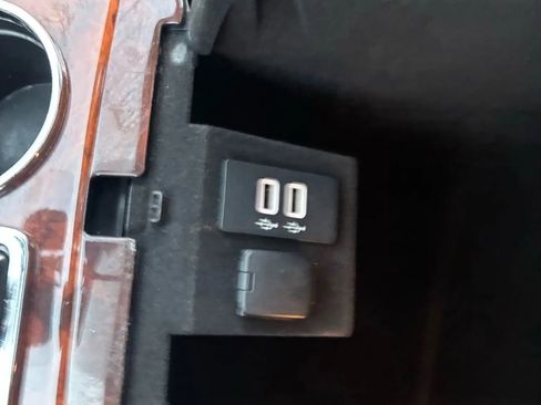 Used 2016 Lincoln Navigator L Select image 19