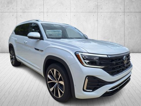 New 2025 Volkswagen Atlas SEL Premium R-Line image 7
