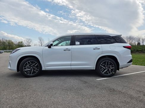 New 2026 Lexus TX 350 AWD image 25