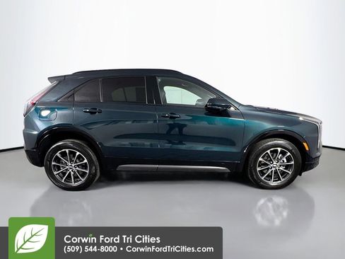 Used 2024 Cadillac XT4 Sport image 18