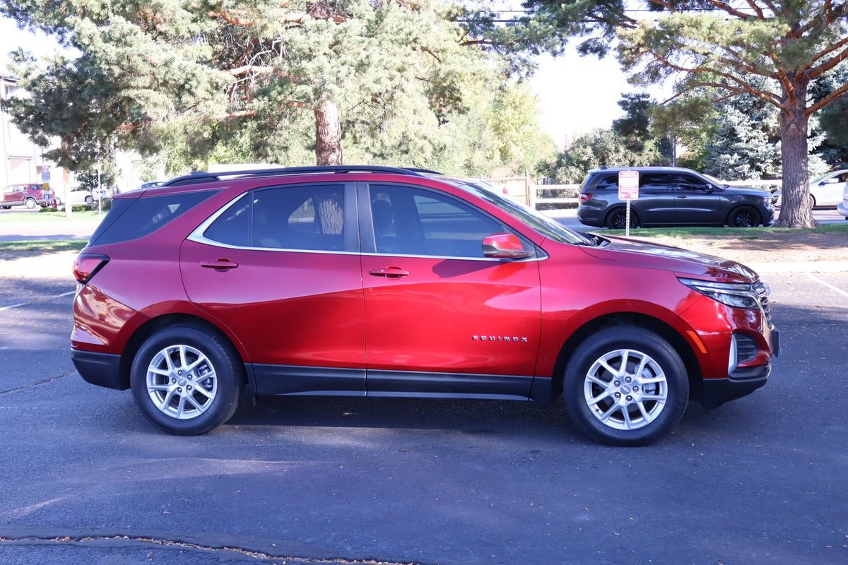 Used 2023 Chevrolet Equinox LT AWD/4WD image 3
