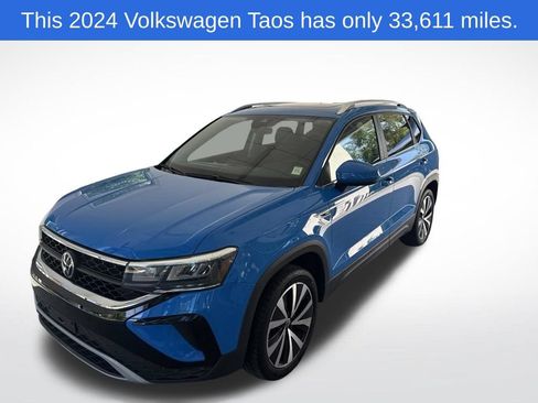 Used 2024 Volkswagen Taos SE FWD image 1