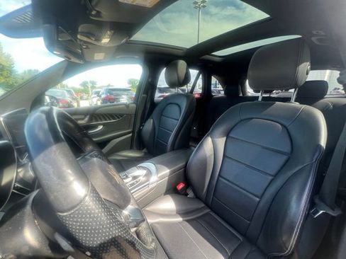 Used 2018 Mercedes-Benz GLC 300 4MATIC image 20