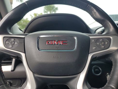 Used 2019 GMC Terrain SLE image 11