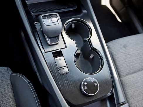 Used 2021 Nissan Rogue SV image 23