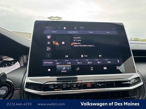 Used 2023 Jeep Compass Trailhawk image 17