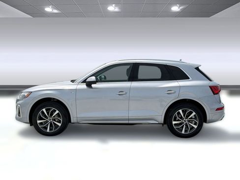 Certified 2023 Audi Q5 2.0T Premium Plus w/ Premium Plus Package AWD/4WD image 2
