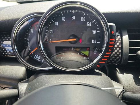 Used 2017 MINI Cooper S image 18