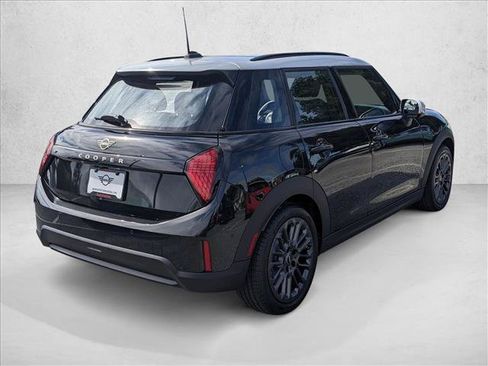 New 2026 MINI Cooper 4-Door Hardtop FWD image 2