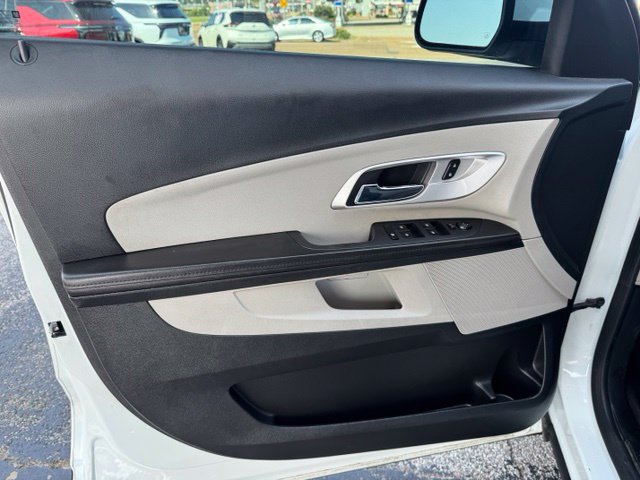 Used 2016 Chevrolet Equinox LT FWD image 15