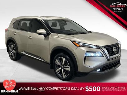 Used 2021 Nissan Rogue SL w/ Premium Package