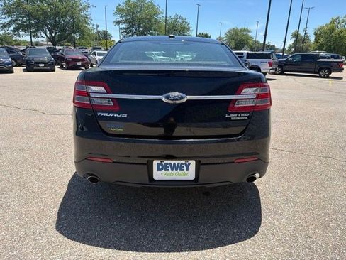 Used 2018 Ford Taurus Limited FWD image 4