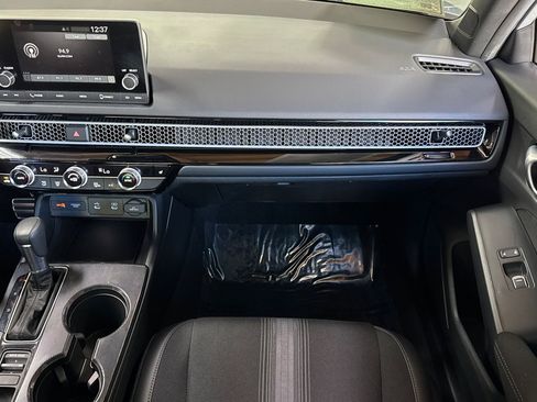 Certified 2025 Honda Civic FWD Hybrid Sedan image 29