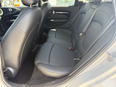 Used 2019 MINI Cooper Clubman ALL4 AWD/4WD image 18