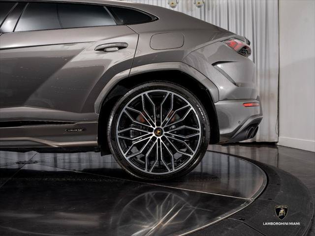 Used 2025 Lamborghini Urus S AWD/4WD image 8