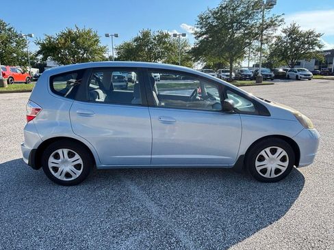 Used 2010 Honda Fit image 4