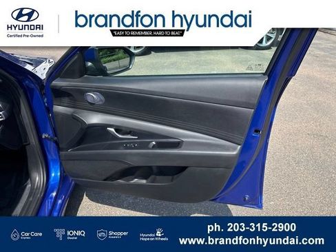 Used 2024 Hyundai Elantra SEL FWD image 8