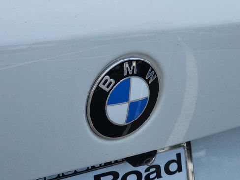 Used 2022 BMW X5 xDrive40i w/ Parking Assistance Package AWD/4WD image 31