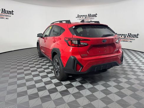Used 2024 Subaru Crosstrek 2.0i Premium image 11