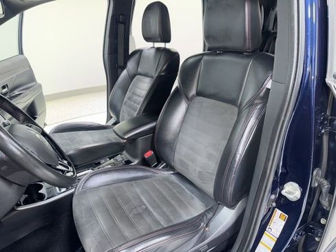 Used 2020 Mitsubishi Outlander SE image 14