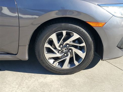 Used 2017 Honda Civic EX-T image 6