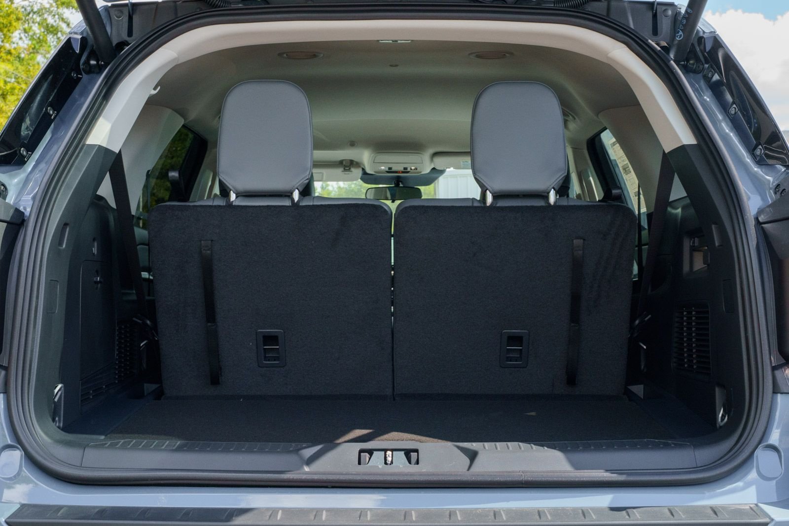 New 2026 Ford Explorer Active w/ Active Comfort Package RWD image 13