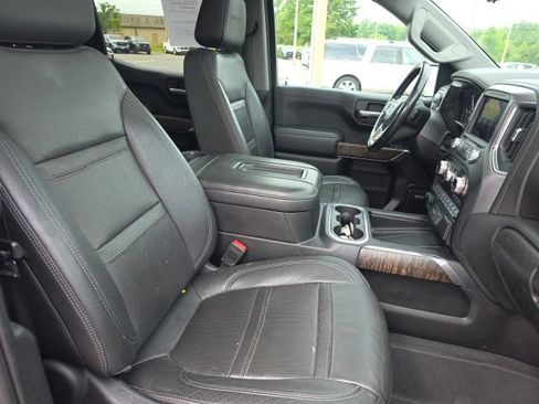 Used 2019 GMC Sierra 1500 Denali w/ Denali Ultimate Package AWD/4WD image 11