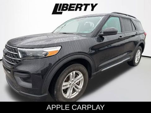 Certified 2023 Ford Explorer XLT image 4