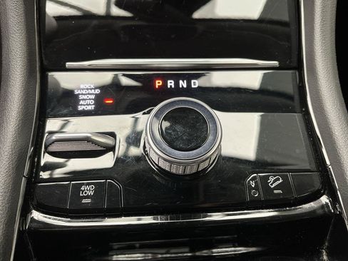 Used 2023 Jeep Grand Cherokee 4WD 4xe image 27