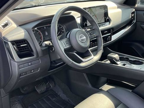 Used 2022 Nissan Rogue SL w/ SL Premium Package FWD image 12
