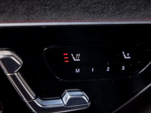 Used 2025 Mercedes-Benz AMG GT 63 image 20