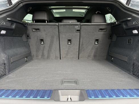 Used 2025 Porsche Macan 4S Electric image 36