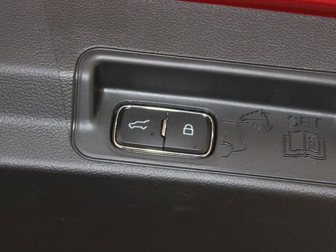 New 2026 Ford Explorer ST-Line image 16