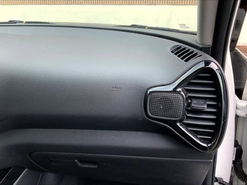 Used 2021 Kia Soul EX image 18