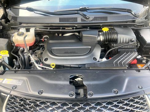 Used 2022 Chrysler Pacifica Pinnacle AWD/4WD image 20