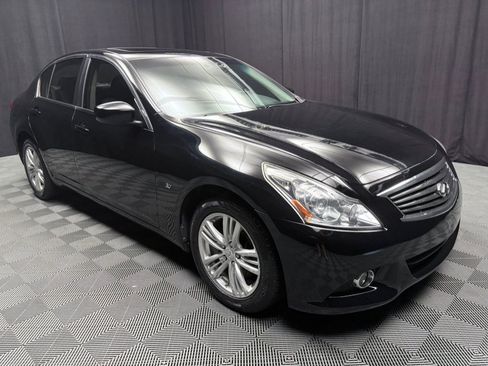 Used 2015 INFINITI Q40 AWD w/ Navigation Package image 7