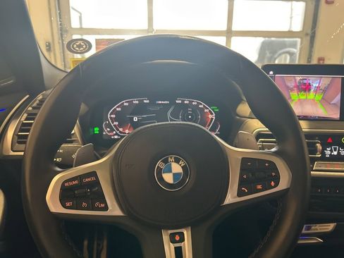 Used 2024 BMW X3 M40i w/ Premium Package image 11