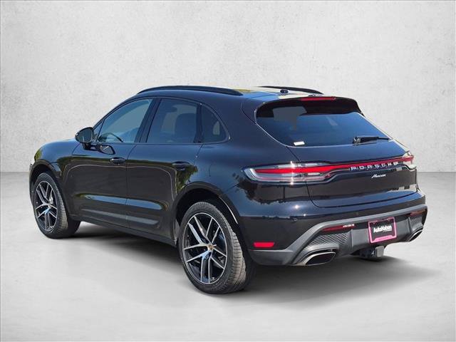 Used 2023 Porsche Macan AWD/4WD image 8