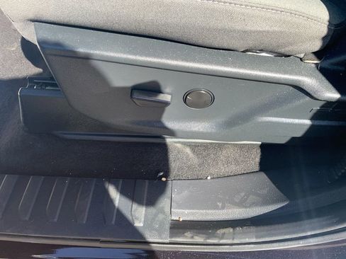 Used 2025 Ford F150 XLT w/ Equipment Group 301A Standard image 18