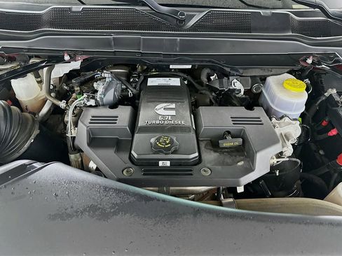 Used 2023 RAM 3500 Laramie image 32