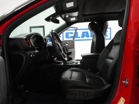 Used 2022 Chevrolet Blazer RS w/ Enhanced Convenience Package FWD image 15